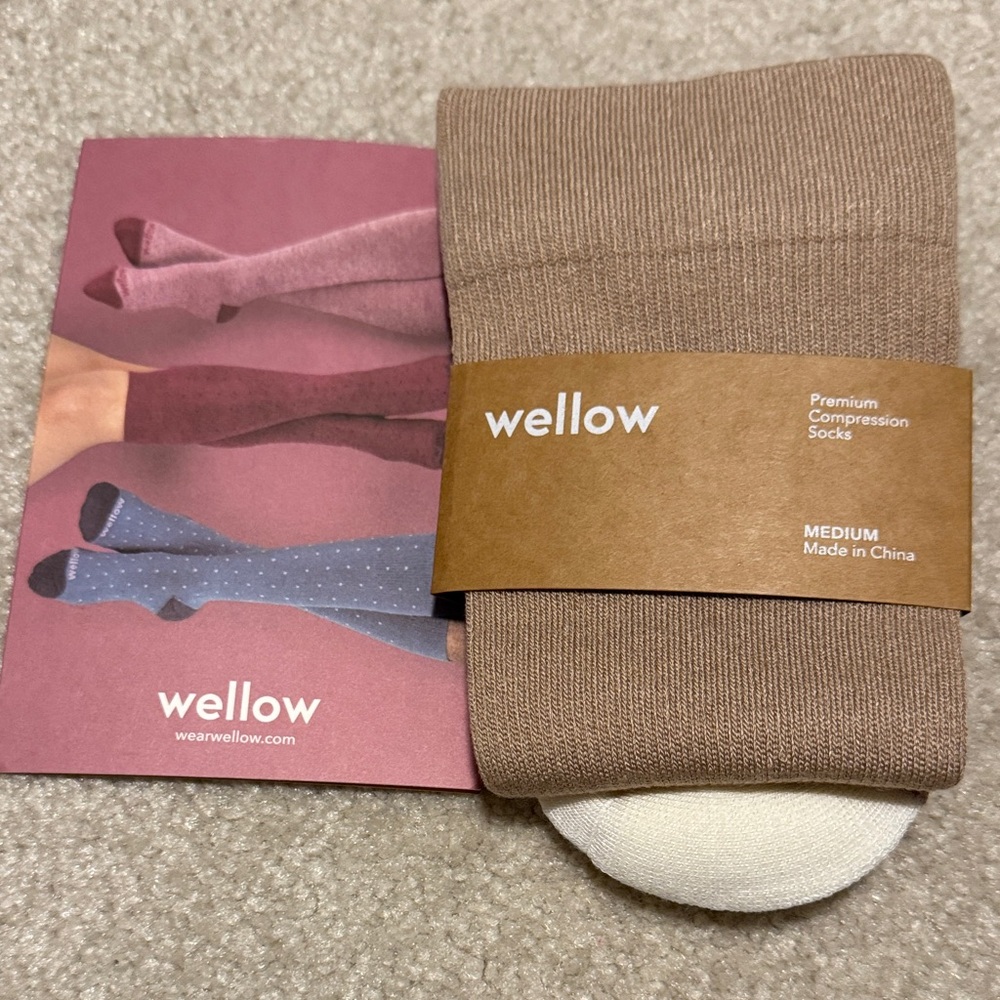 Wellow Tan Compression Socks